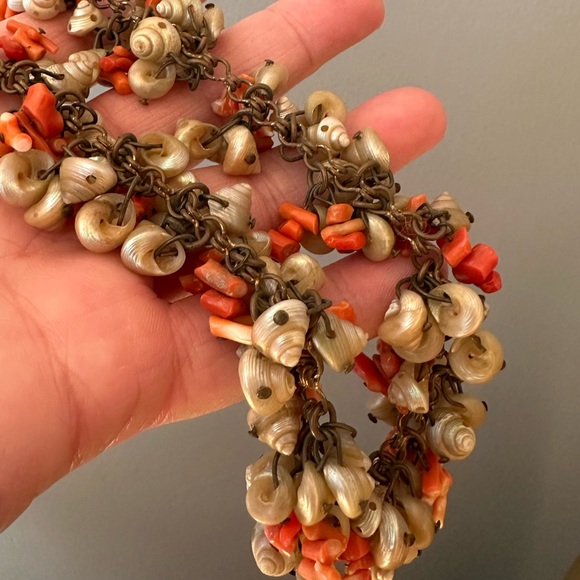 Victorian Coral & Shell Choker - Picture 8 of 14